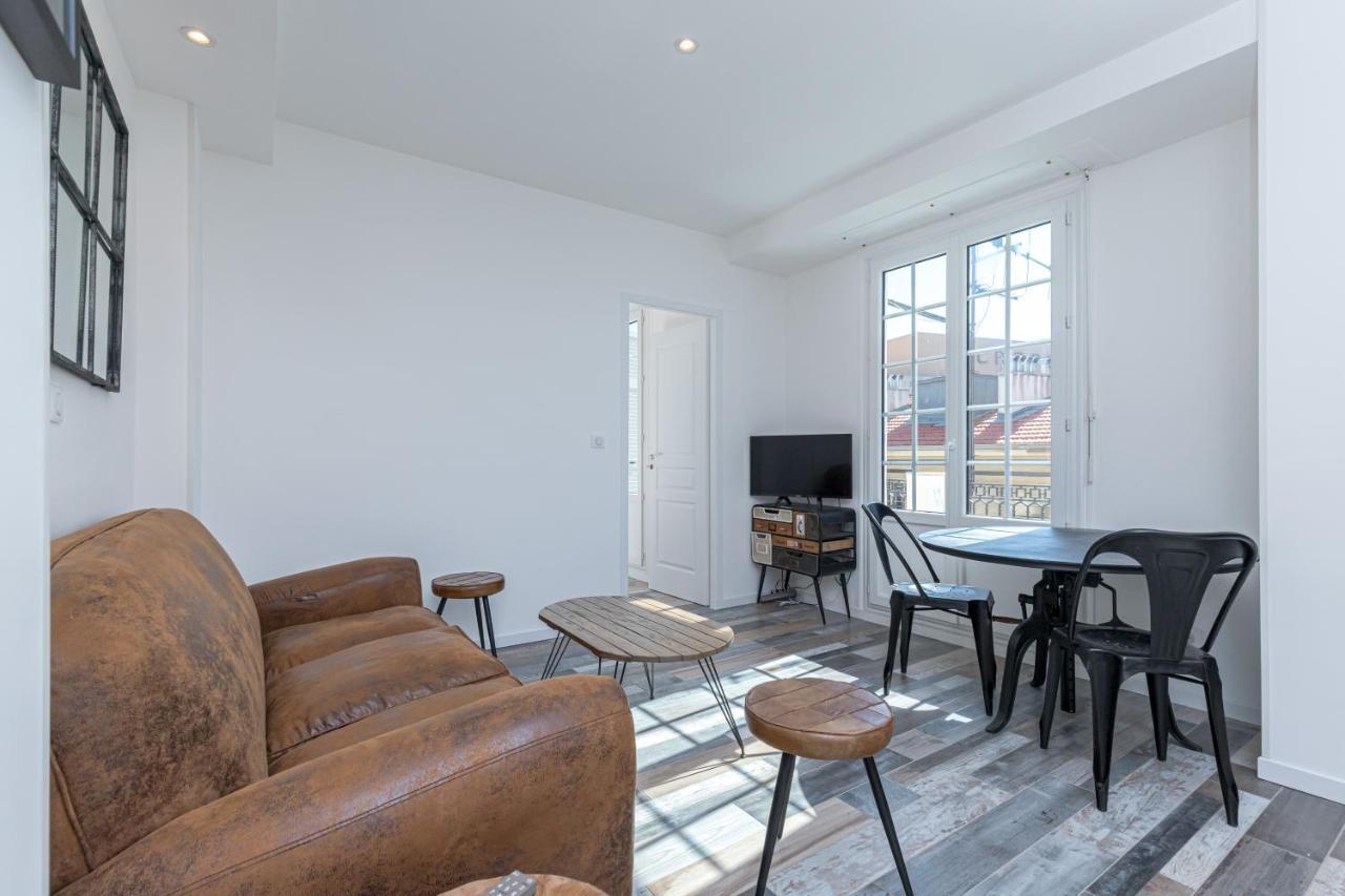 Squared Head-Apartment With Terrace In Ницца Экстерьер фото